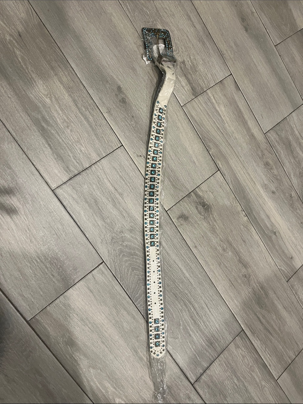Size XS Embellished White Belt with Teal and Clear Stones